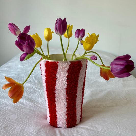 Tufted Popcorn vase